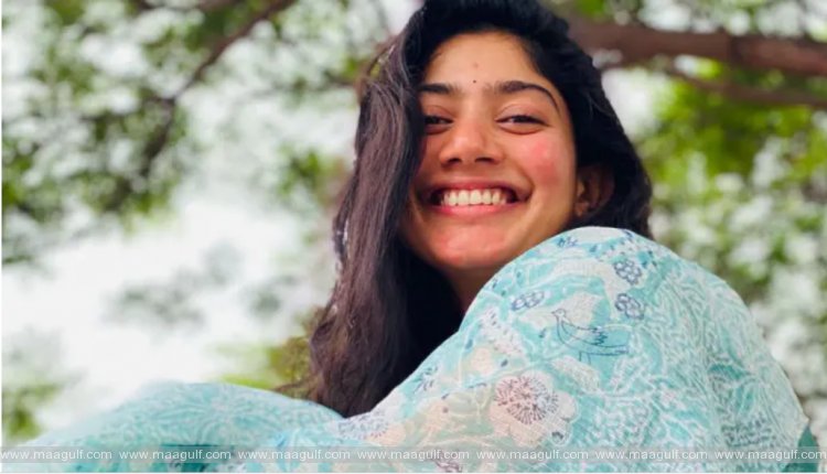 9 సాయి పల్లవి పై ఈ రూమర్లేంటీ.? నిజమేనా.?