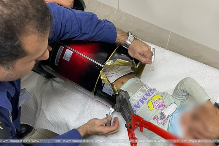 వాక్యూమ్ క్లీనర్‌లో ఇరుక్కున్న చిన్నారి సేఫ్