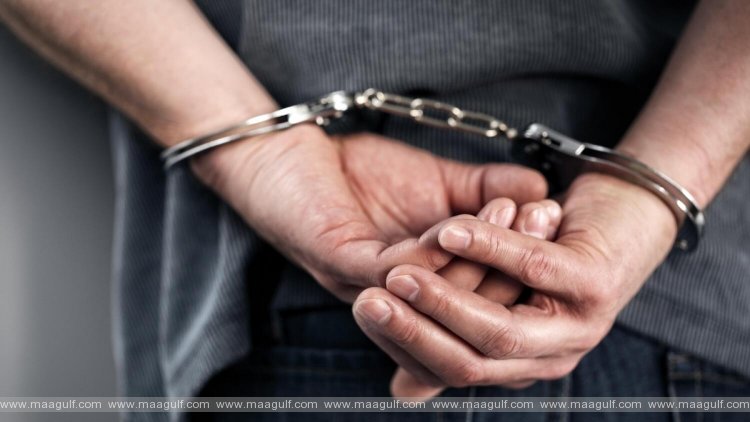 బైకర్‌ను ఢీకొట్టిన వాహనదారుడికి జైలు, 20,000 దిర్హామ్‌ల జరిమానా