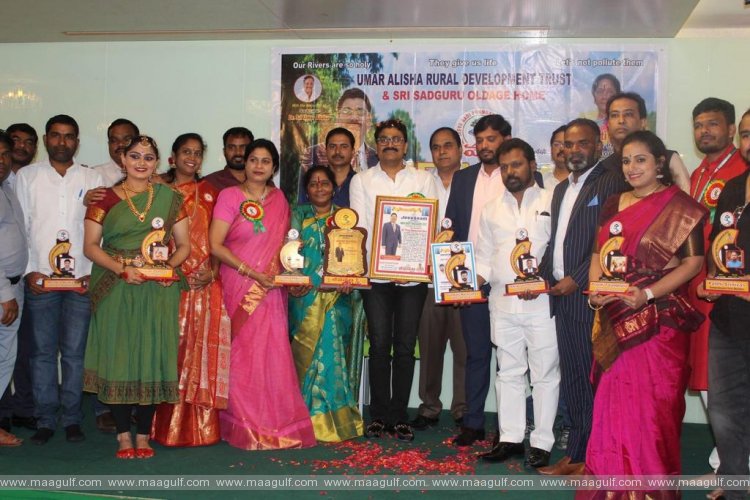 1 దుబాయ్ లో \'నైలు నది\' పురస్కారాలు ప్రధానం