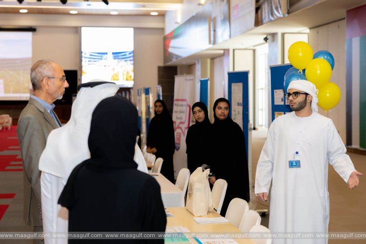 180 Students from College of Business and Economics at UAEU Present their Graduation Projects and Internship Programs