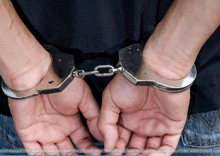 1 వ్యభిచార ముఠా గుట్టురట్టు.. 12 మంది అరెస్ట్