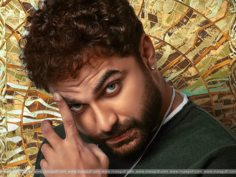 9 ఈ డబుల్ రోల్స్ కాపీ కొట్టుడేందిరా బాబూ.!