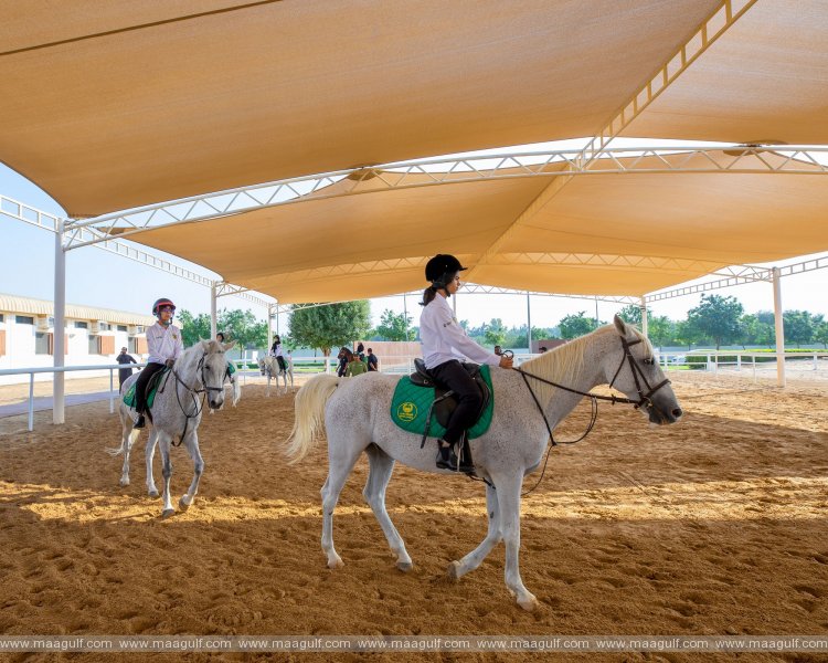 20 Dubai Mounted Police launches 7th Equestrian Winter Camp
