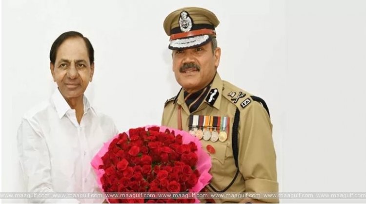 సీఎం కేసీఆర్ ను కలిసిన నూతన డీజీపీ అంజనీ కుమార్‌