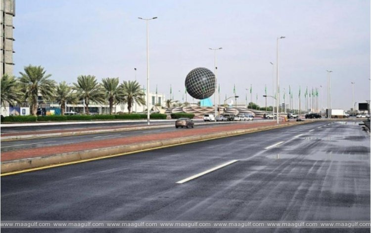 జెడ్డాలో భారీ వర్షాలు.. అత్యవసరమైతేనే బయటకు రావాలి