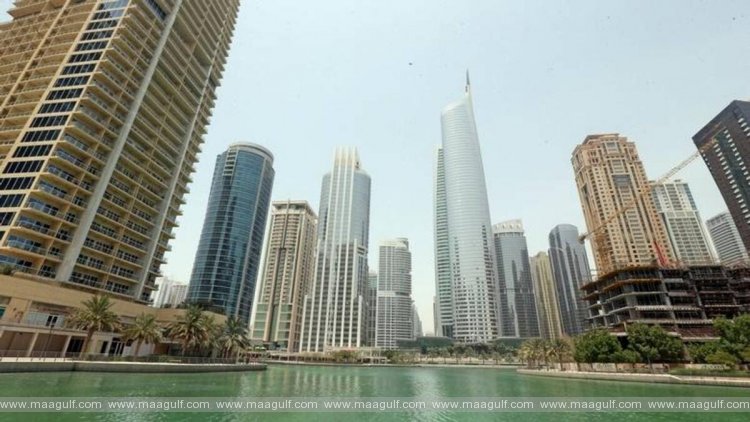 1 భార్యను బాల్కనీ నుంచి తోసేస్తానని బెదిరించిన భర్తకు జరిమానా