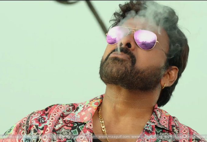 9 ‘వీరయ్య’ నుంచి ‘భోళా శంకర్’గా ప్రమోట్ అయిన మెగాస్టార్.!