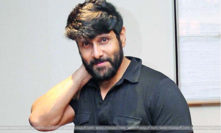 9 మళ్లీ ఛాలెంజింగ్ రోల్లో విక్రమ్.! హ్యాట్సాఫ్ అనాల్సిందే.!