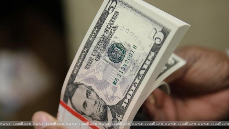 1 తిరుచ్చి విమానాశ్రయంలో 10,000 డాలర్ల విదేశీ కరెన్సీ స్వాధీనం