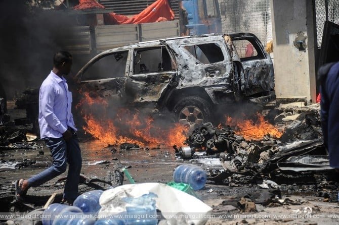 కారు బాంబు పేలుడులో తొమ్మిది మంది మృతి