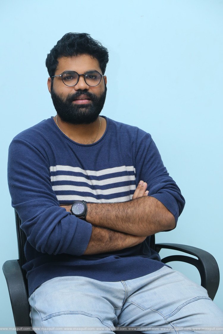9 యువతను ఊర్రూతలూగించడానికి ఫిబ్రవరి 3 న వస్తున్న \'ప్రేమదేశం\'