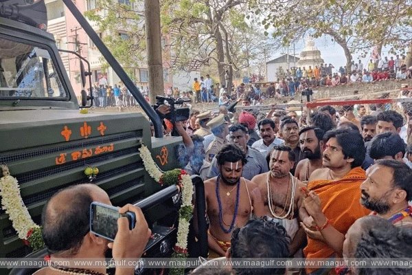 కొండగట్టులో వారాహికి ప్రత్యేక పూజలు నిర్వహించిన పవన్