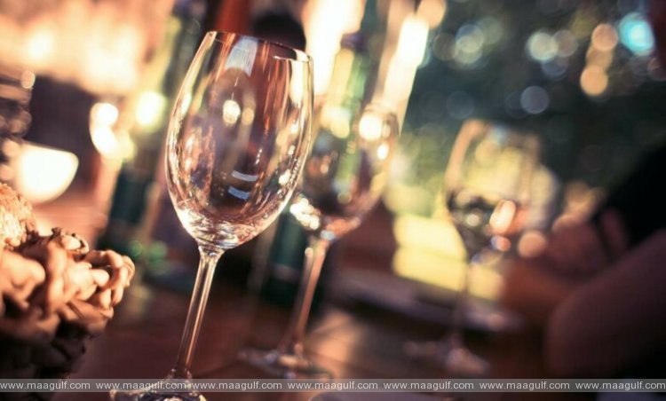 1 మద్యం పై 30% పన్ను తొలగింపు.. వ్యక్తిగత లైసెన్స్ ఉచితం