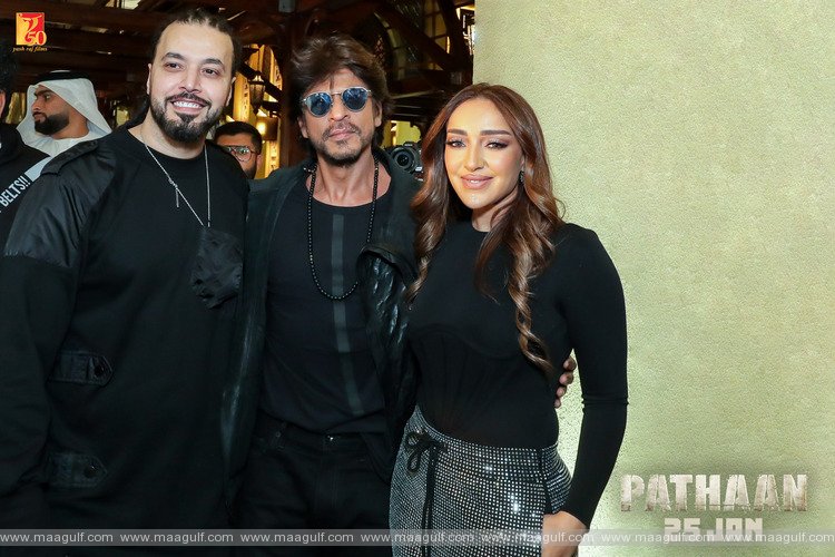 20 Pathaan trailer showcased on the iconic Burj Khalifa!