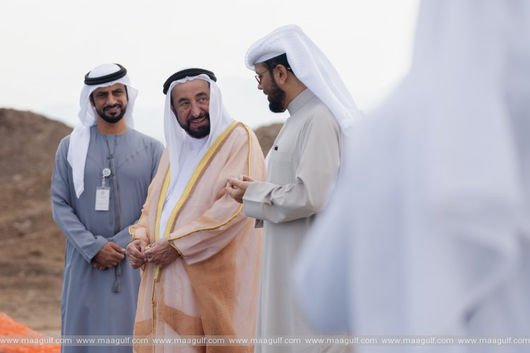 20 Sharjah Ruler inspects Mleiha wheat farm