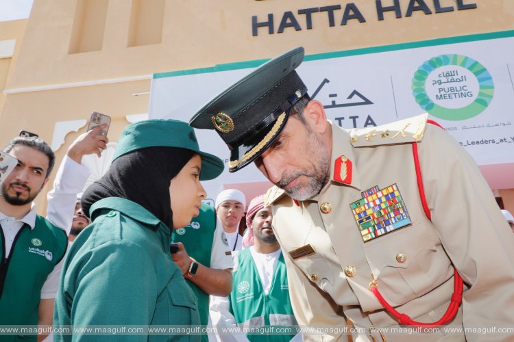 20 Dubai Police holds Public Meeting in Hatta