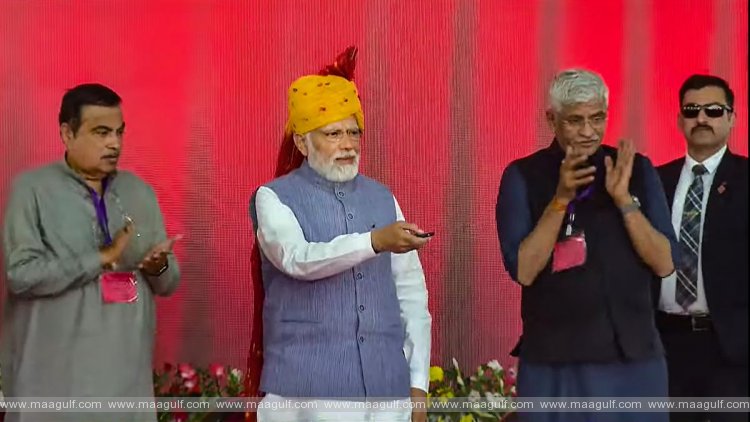 1 ఢిల్లీ-ముంబై ఎక్స్ప్రెస్వే ప్రారంభించిన ప్రధాని మోదీ