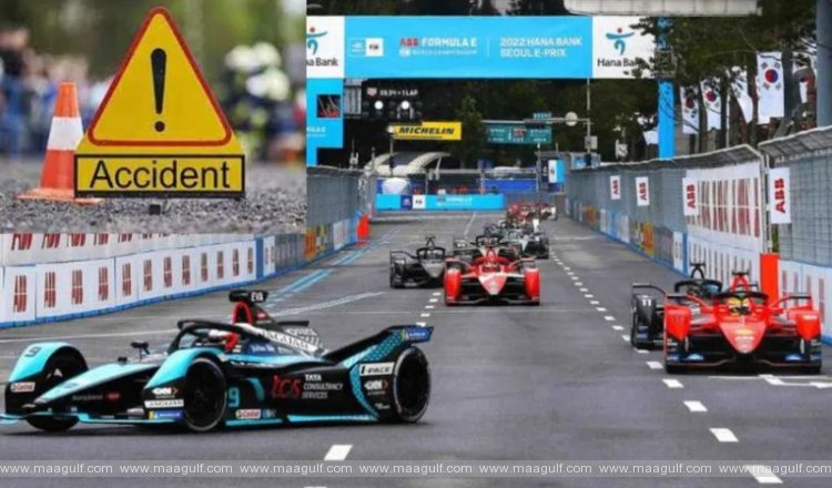 హైదరాబాద్: ఈ-కార్ రేస్ ప్రారంభంలో ప్రమాదం