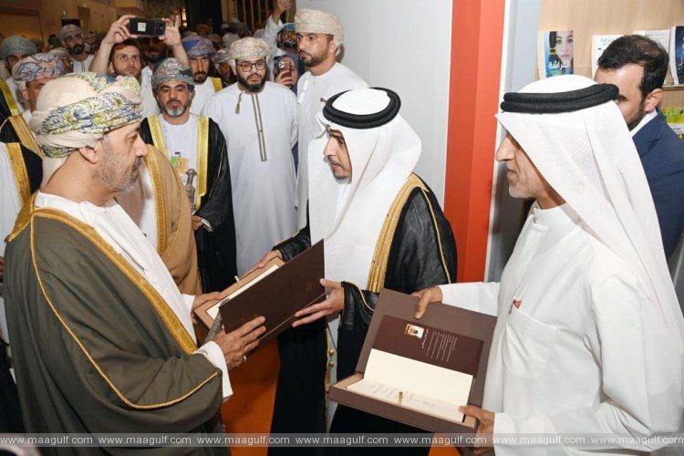 20 Ruler of Sharjah gifts latest historical works to Sultan of Oman