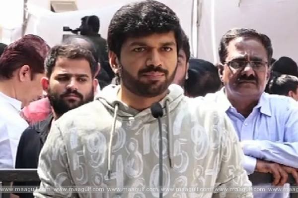 9 తారకరత్నకు అనిల్ రావిపూడి ఛాన్సిద్దామనుకున్నాడట.!