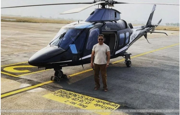 షూటింగ్ స్పాట్ కు హెలికాప్టర్ లో వస్తున్న కమల్ హాసన్