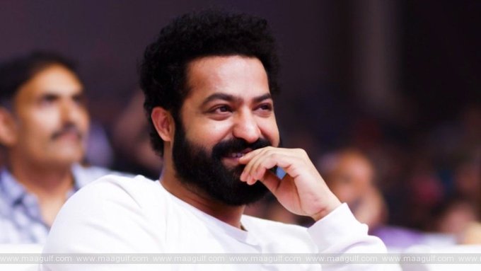 ఫ్యాన్స్‌కి క్లాస్ తీసుకున్న యంగ్ టైగర్ ఎన్టీయార్.!