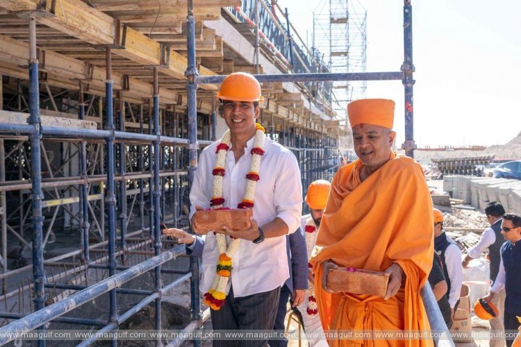 Bollywood actor Akshay Kumar visits the BAPS Hindu Mandir in Abudhabi