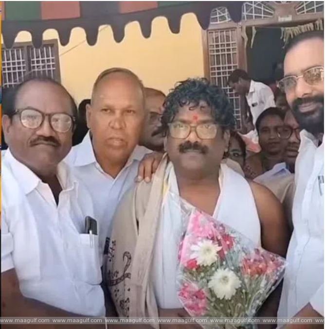 1 సొంతూరులో చంద్రబోస్కి ఘన సన్మానం..