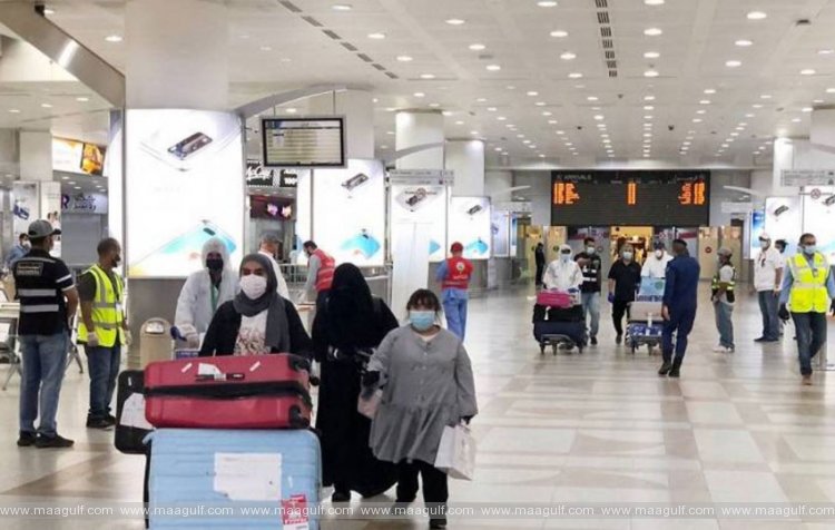 ఈద్ అల్-ఫితర్ సెలవులు: 900 విమానాలలో 110,000 సీట్లు బుక్