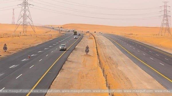 బాలికను సురక్షితంగా తల్లిదండ్రులకు అప్పగించిన పోలీసులు