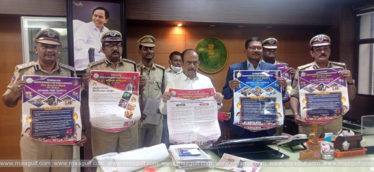 తెలంగాణ రాష్ట్ర విపత్తు స్పందన మరియు అగ్నిమాపక పోస్టర్లు, కరపత్రాలు,స్టిక్కర్లు విడుదల