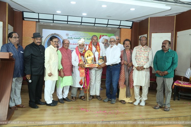 గద్దర్ కి దాసరి-వంశీ జీవిత సాఫల్య పురస్కారం