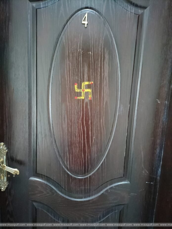 సౌదీ అరేబియాలో స్వస్తిక్‌ గుర్తు తెచ్చిన తంటా...