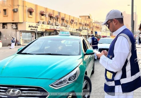 మక్కాలో టాక్సీ లైసెన్సుల జారీ నిలిపివేత