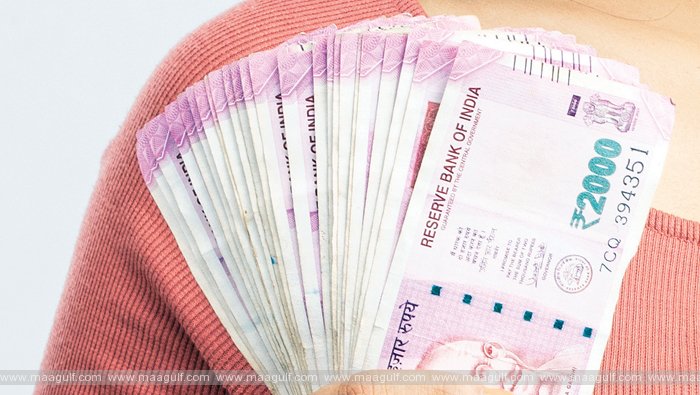 2000 రూపాయల నోట్లపై సందిగ్ధంలో భారతీయ ప్రవాసులు..!