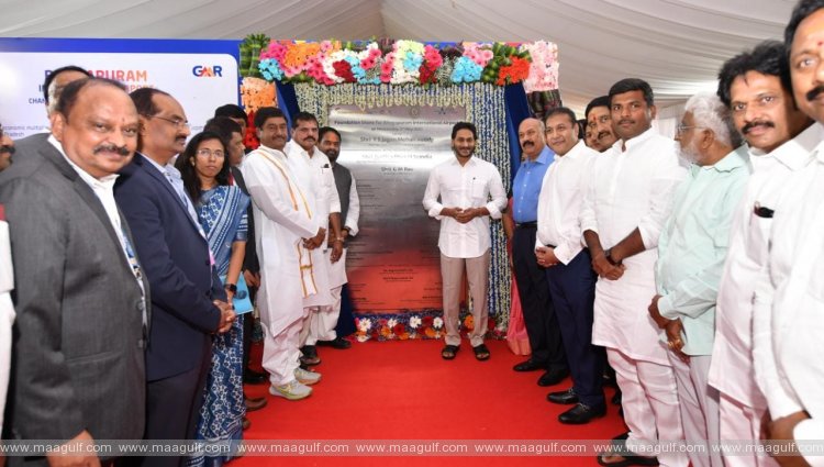 భోగాపురం ఎయిర్ పోర్ట్ కి శంకుస్థాపన చేసిన ఏపీ సిఎం జగన్‌