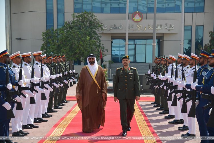 Minister of State for Defense attends high-ranking officials\' military course graduation ceremony