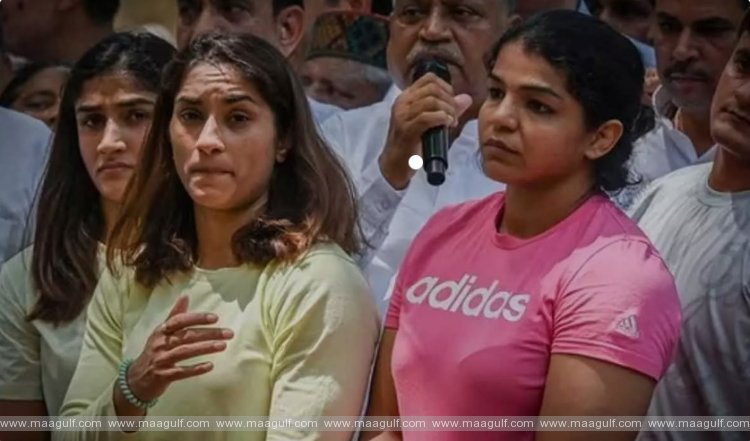 రెజ్లర్లను ఆధారాలను కోరిన ఢిల్లీ పోలీసులు