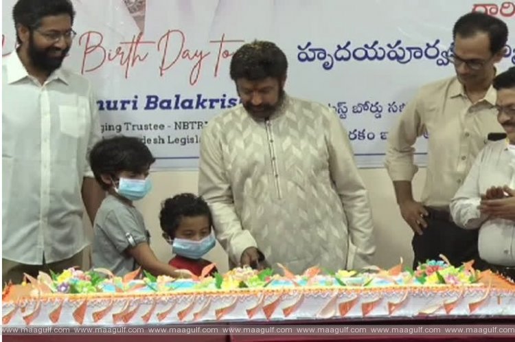 బసవతారకం ఆసుపత్రిలో ఘనంగా బాలకృష్ణ పుట్టిన రోజు వేడుకలు
