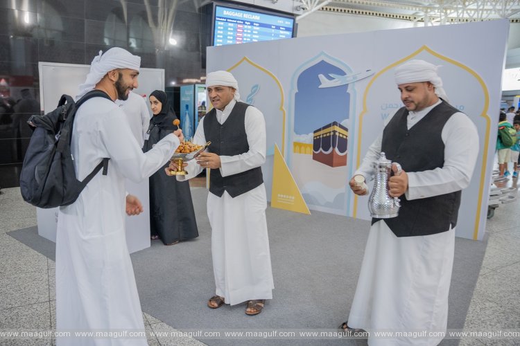 20 Sharjah Airport celebrates return of this year’s first batch of pilgrims from Saudi Arabia