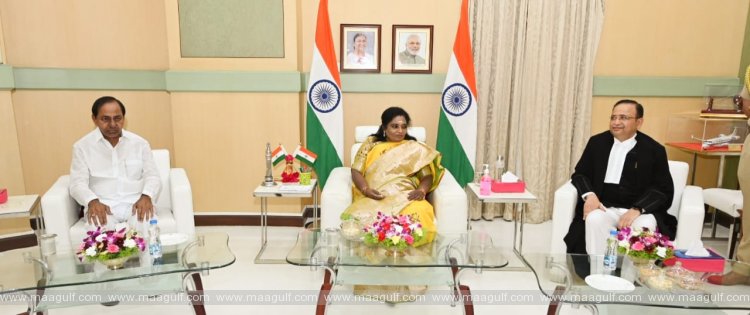 ఏడాది తర్వాత రాజ్‌భవన్‌కు కేసీఆర్..అసలు కారణమేంటంటే...