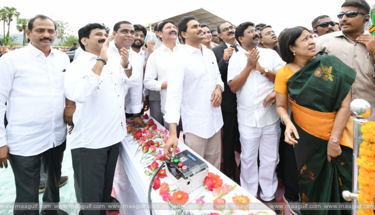 అమరావతిలో ఇళ్ల నిర్మాణానికి సిఎం జగన్‌ శంకుస్థాపన