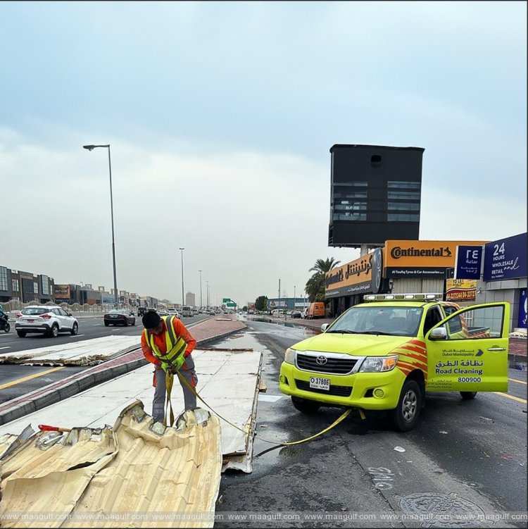 Dubai Municipality responds to over 100 emergency reports due to rainstorm