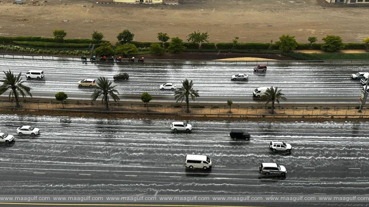 దుబాయ్, షార్జా ప్రాంతాల్లో వడగళ్ళ వర్షాలు