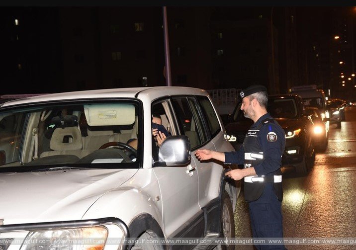 ప్రవాసుల 913 డ్రైవింగ్ లైసెన్స్‌లు సస్పెండ్