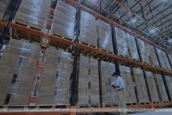 మూడు మెడికల్ వేర్‌హౌస్‌లు సీజ్