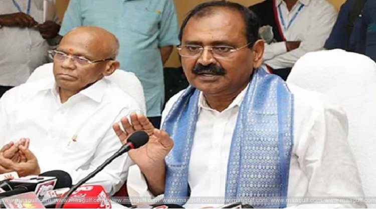 భక్తులకు కర్రల పంపిణీ..ట్రోల్స్​ పై స్పందించిన టీటీడీ ఛైర్మన్ భూమన