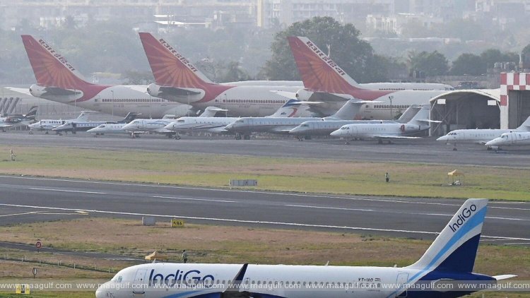 అక్టోబర్ 17న ముంబై ఎయిర్ పోర్ట్ రన్‌వేలు మూసివేత