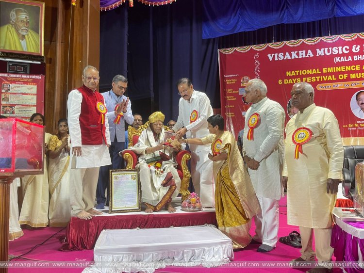 కళాకారులను ప్రోత్సహించాలి:  వెంకయ్య నాయుడు